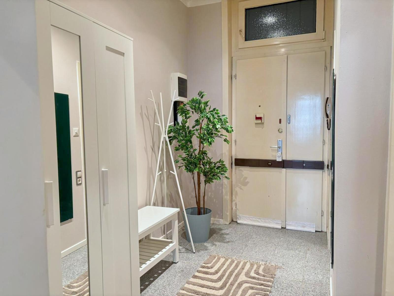 Spacious And Near Metro I Close To Parks I Akh Διαμέρισμα Βιέννη Εξωτερικό φωτογραφία